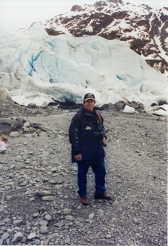 8.1295301163.bob-at-exit-glacier