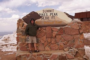 9.1306442297.bob-at-pike-s-peak