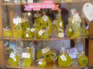 17.1415058900.limoncello-in-lucca