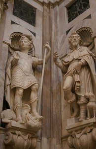 17.1415058900.statues-in-chiesa-di-san-pietro-genoa
