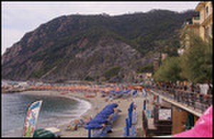 thumbnail.large.17.1415058900.monterosso-cinque-terre-italy