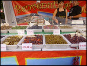 thumbnail.large.17.1415058900.olives-and-more-olives