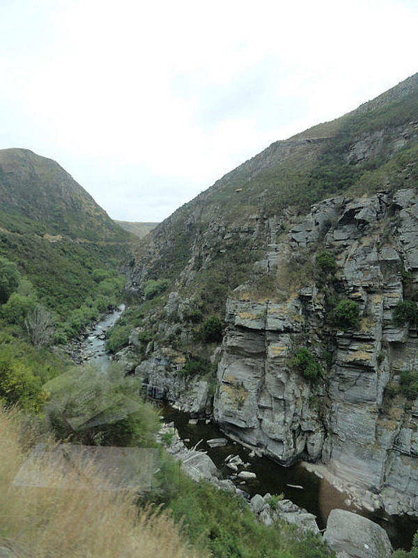 Taeri River Gorge