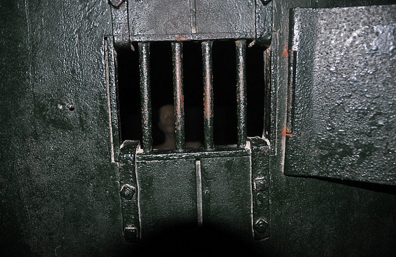 H&#7887;a L&ograve; Prison 