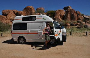 DH &amp; Casper In Front Of Devils Marbles