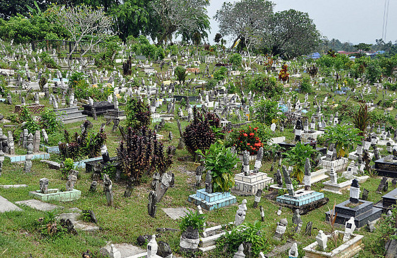Kuching Graveyard