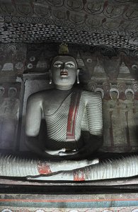 Dambulla Cave Temple 