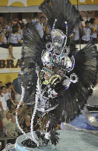 Carnival &#39;13, Huge Costume