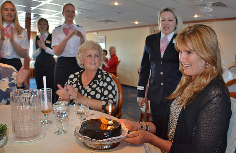 39 Yr Old DH Gets A Birthday Cake