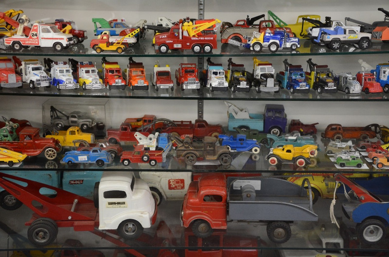Toy Tow Trucks 