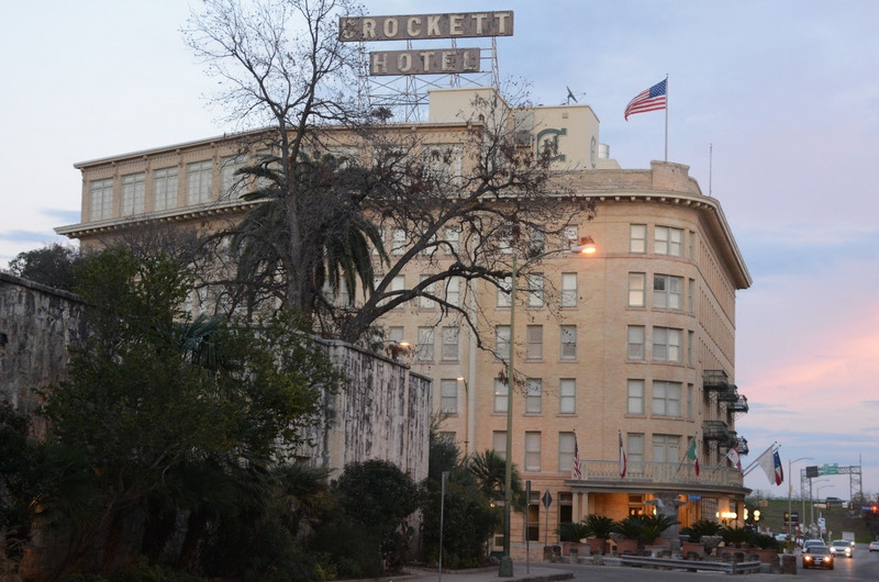 Crockett Hotel Named After Davy Crockett