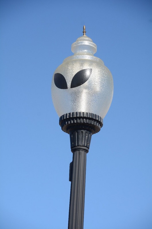 Alien Street Lamps