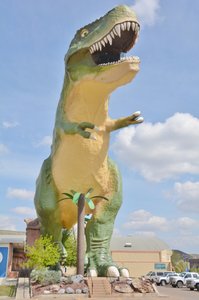 World&#39;s Largest Dinosaur 