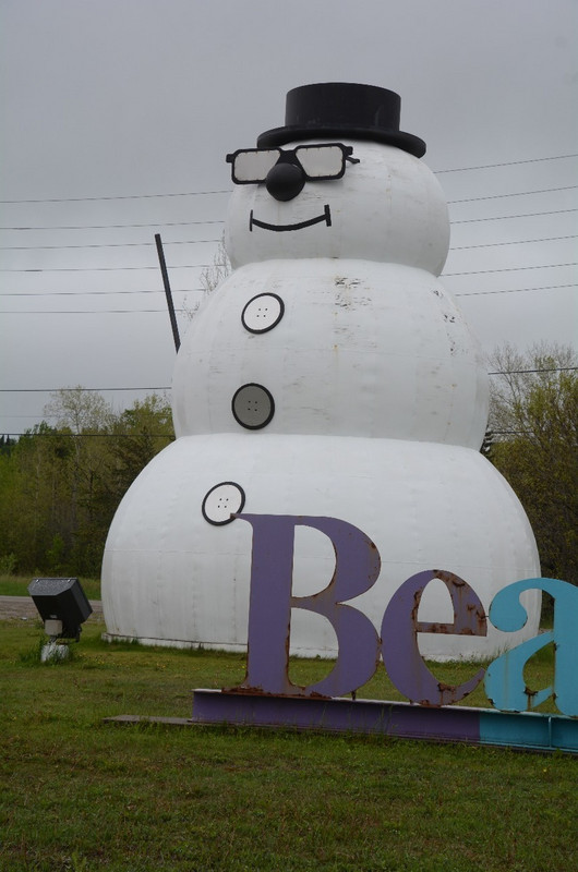 Giant Snowman In Beardmore