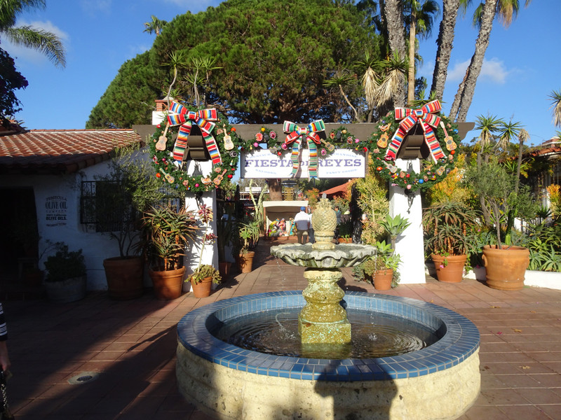 Fiesta Les Reyes courtyard