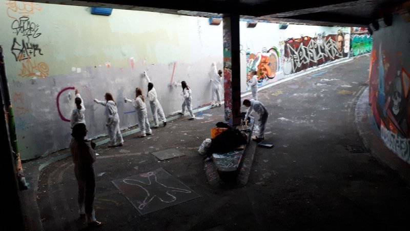 Grafitti artists at work