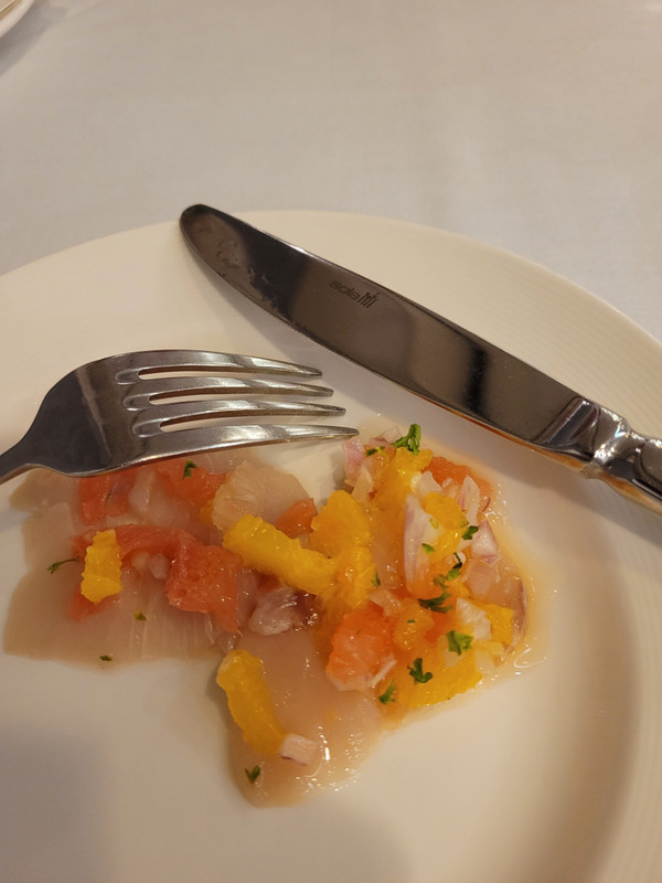 Kingfish sashimi at 400Gradi