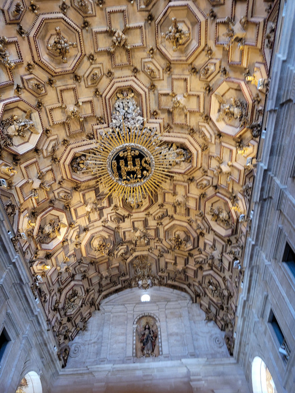 Ornate ceiling 