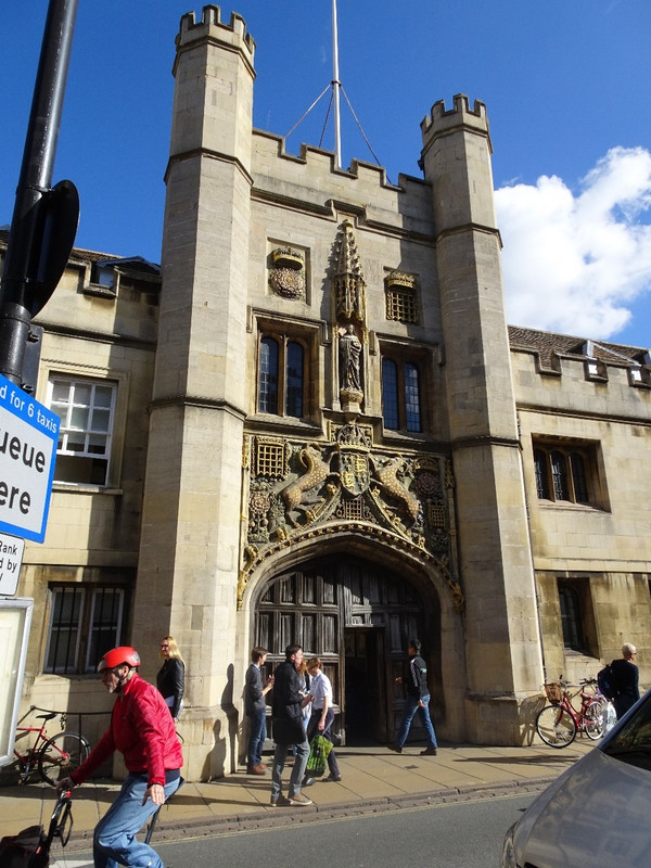 Entrance to Christ College