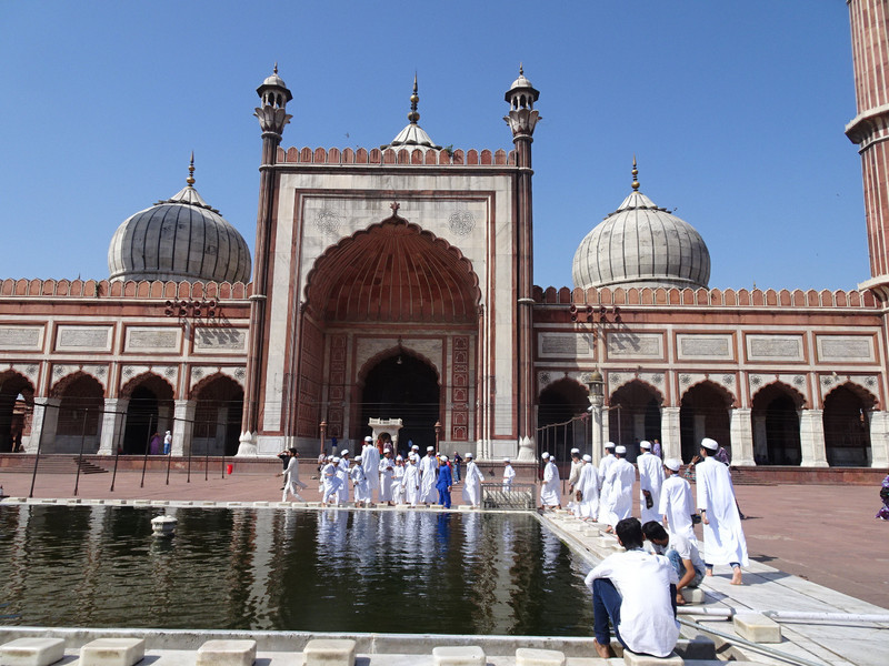 The ablution pool and followers