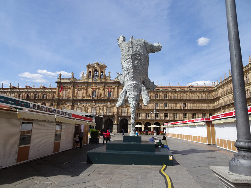 Statue of an elephant in Salamanca