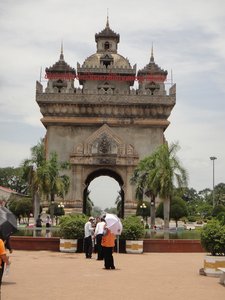Vientiane&#39;s &quot;Arc de Triomphe&quot;