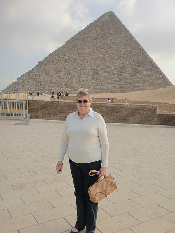 Colleen at the Cheops Pyramid
