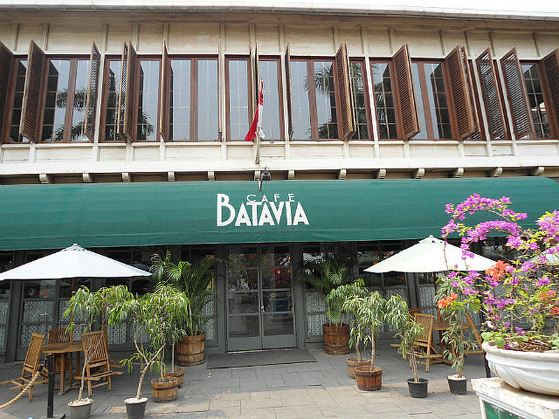 Lunh at Cafe Batavia