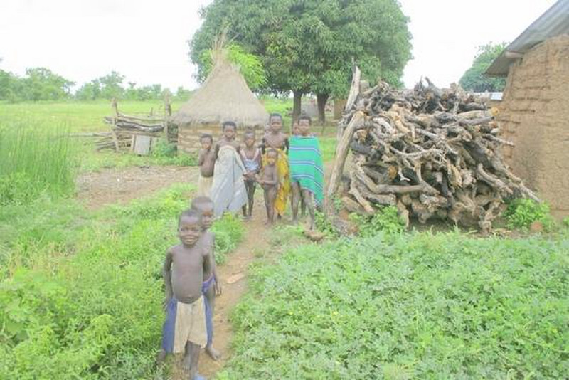 Kids in Azua village