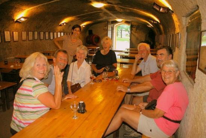 39 The British tourists we met in Eger&#39;s cellars
