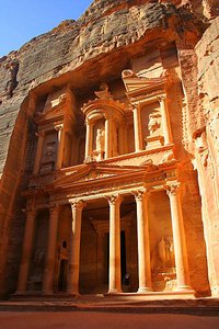 23 The Treasury at Petra, Jordan