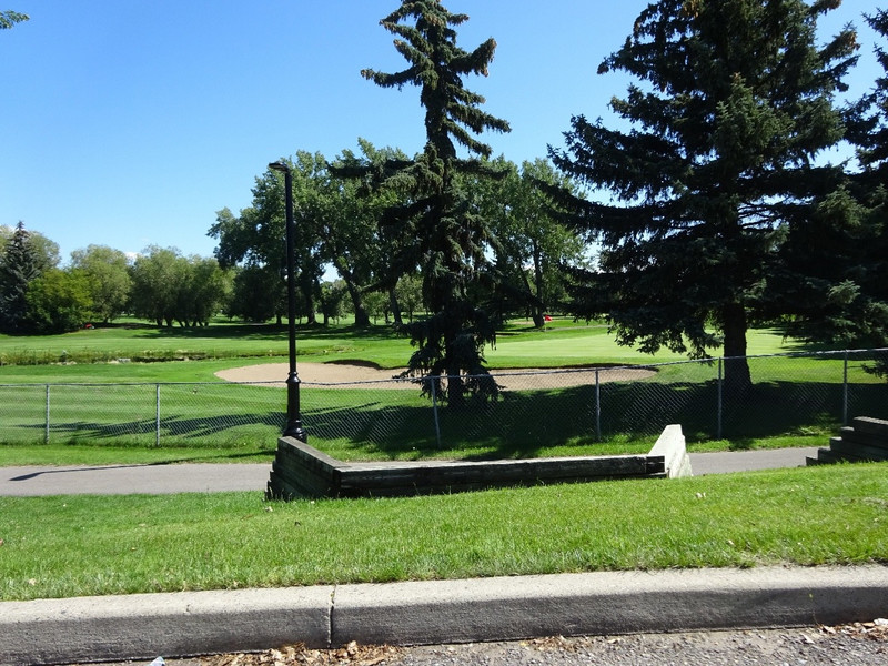 Henderson Lake Park, golf course
