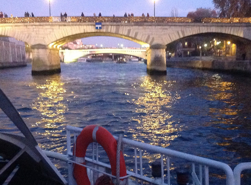 Cruising the seine 