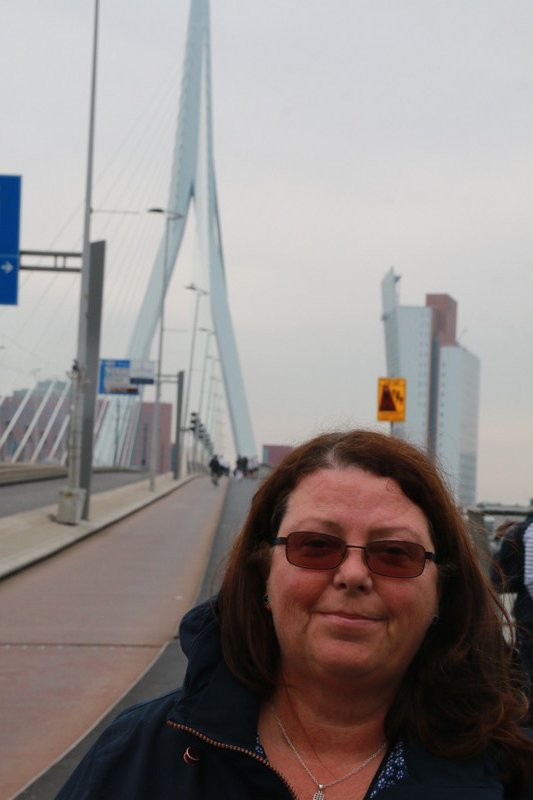 Roisi on the Erasmus bridge, Rotterdam