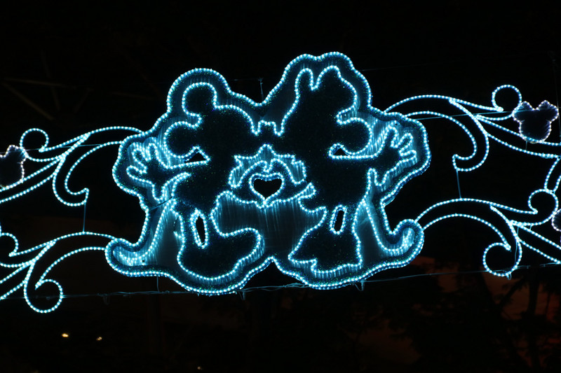 Minnie and Mickey sillouettes
