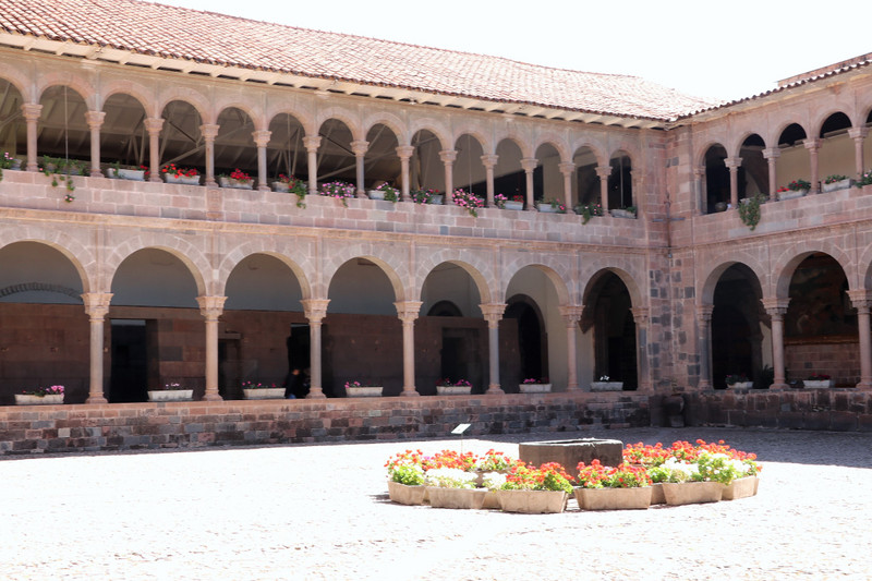 The courtyard of the Convent of Santa Maria