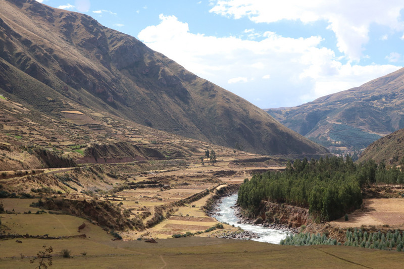 Cutting through the Sacred Valley