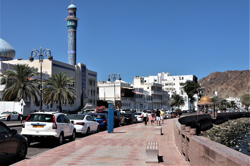Looking down the Muttrah Corniche towards the Mosque