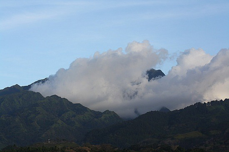 Clouds forming over Pape&#39;ete