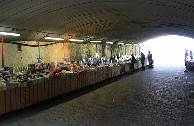The book store at Nervi underpass