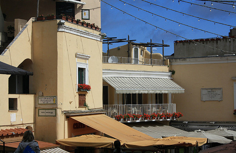 Capri town&#39;s Piazetta
