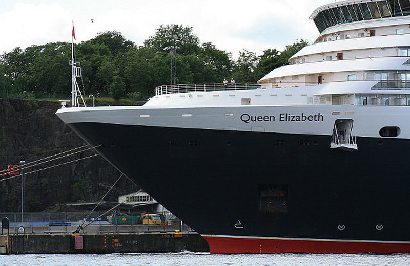 Cunards Queen Elizabeth in Stockholm