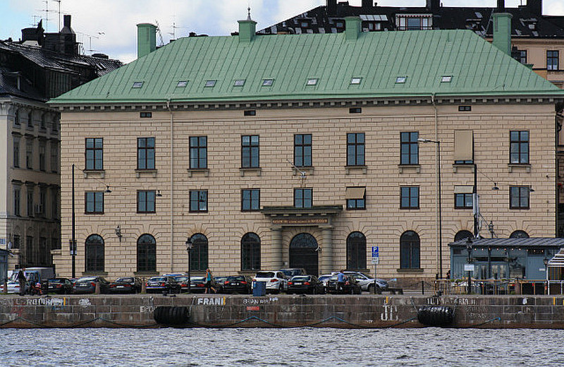 Such clean distinctive buildings in Stockholm!!