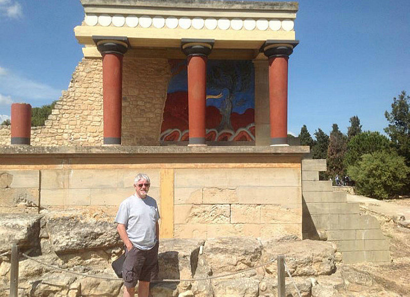 The Palce of Knossos facade