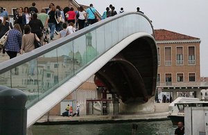 Ponte Calatrava, Venice