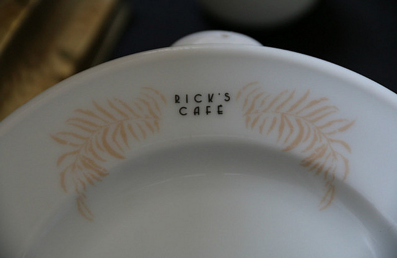 Rick&#39;s cafe - original crockery?