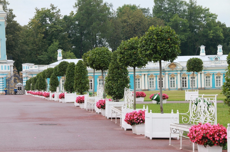 The front garden of Catherine&#39;s Palace!!