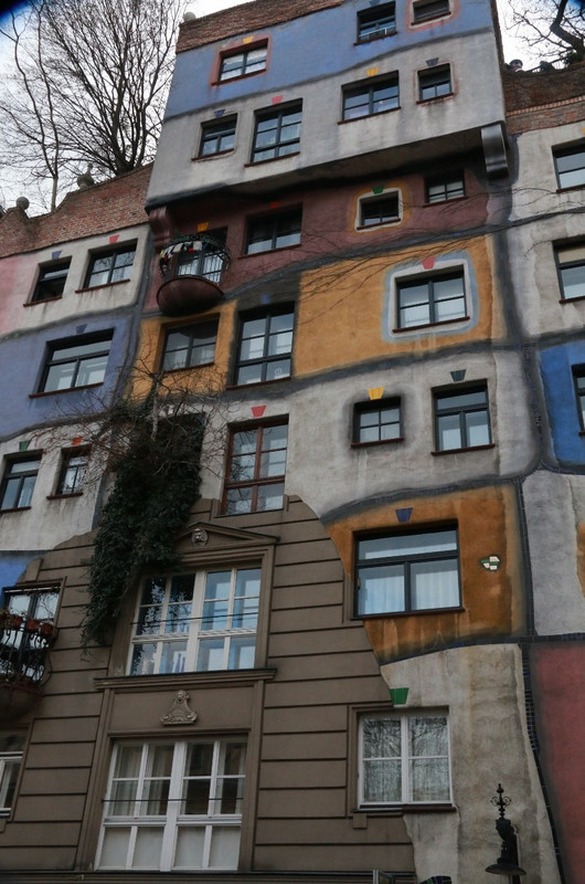 The crazy design that is Hundertwasserhaus