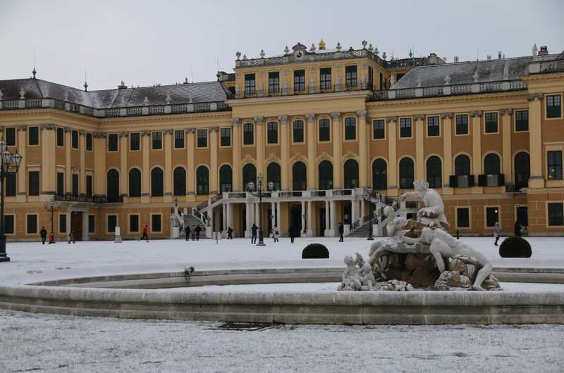 The main entrance to Schonbrunn - Court yard side