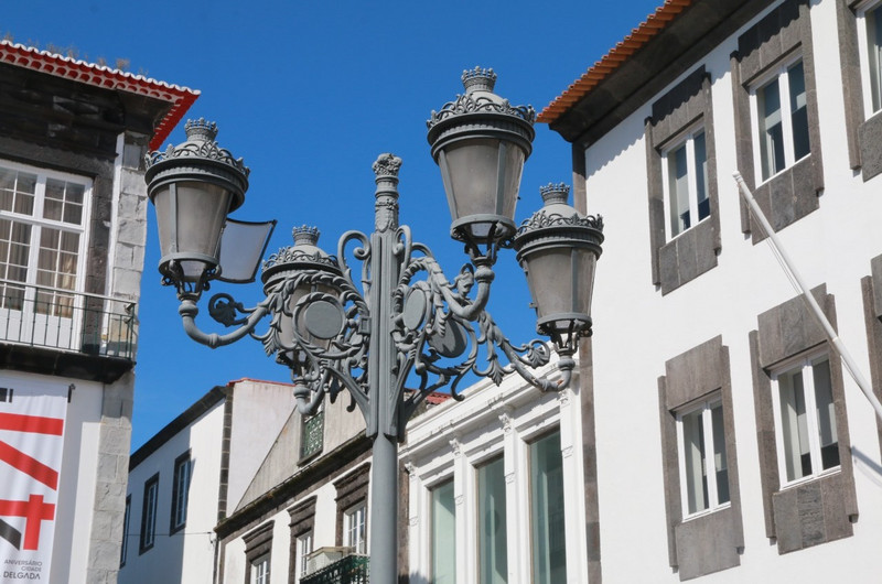 Cast iron street lamp stands